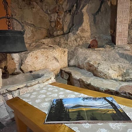 Cave Apartment ヴィルパザル エクステリア 写真