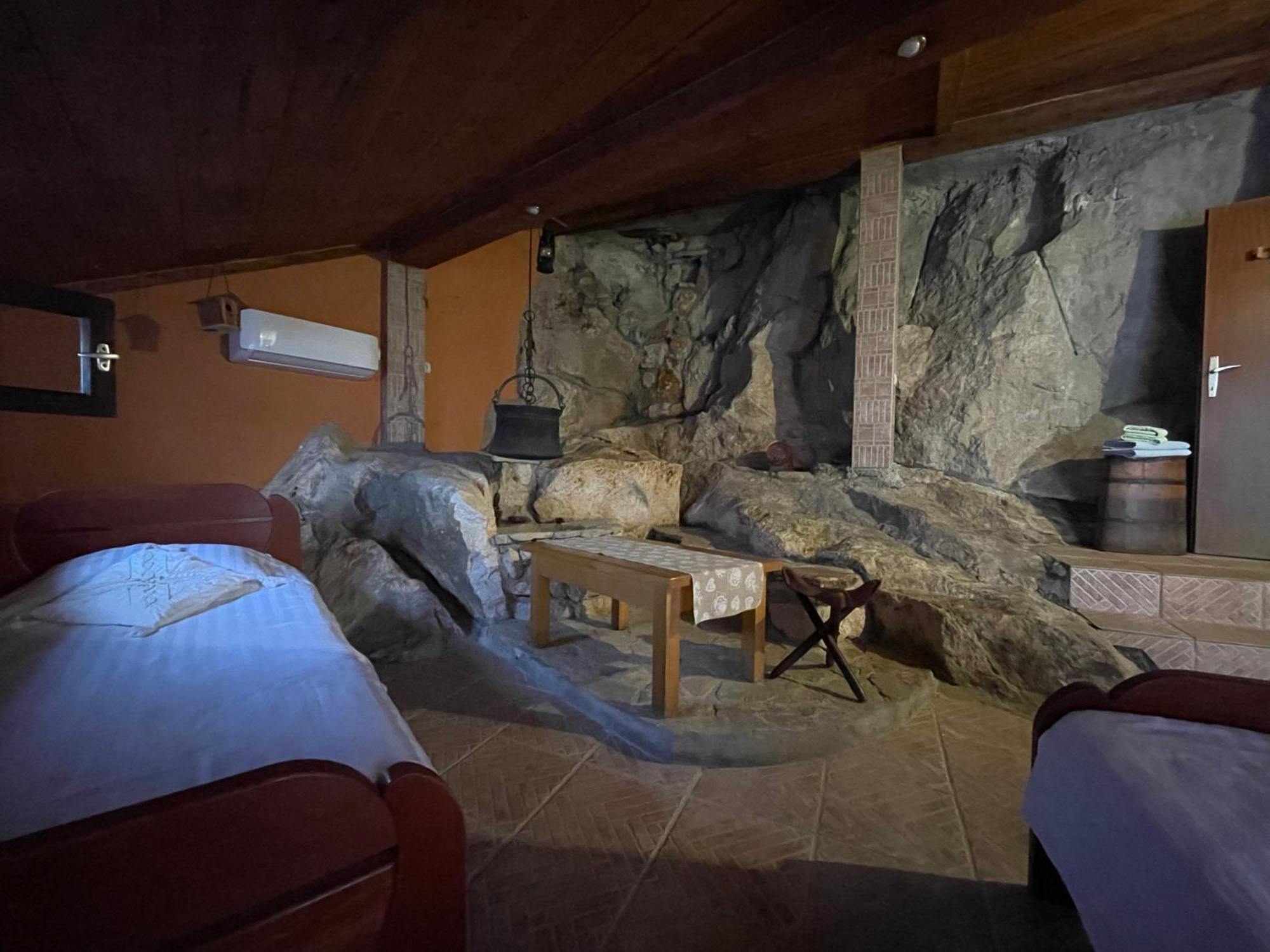 Cave Apartment ヴィルパザル エクステリア 写真